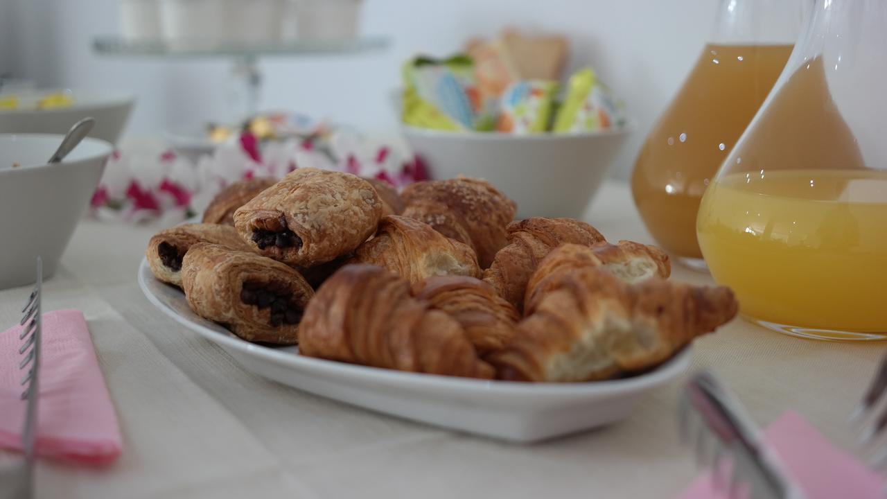 سانتا تيريزا غالّورا Charme Suite B&B Experience المظهر الخارجي الصورة